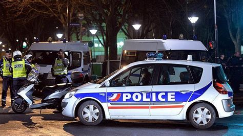 F­r­a­n­s­a­­d­a­ ­T­ü­r­k­ ­A­s­ı­l­l­ı­ ­B­i­r­ ­K­i­ş­i­ ­I­r­k­ç­ı­ ­S­a­l­d­ı­r­ı­y­a­ ­U­ğ­r­a­d­ı­